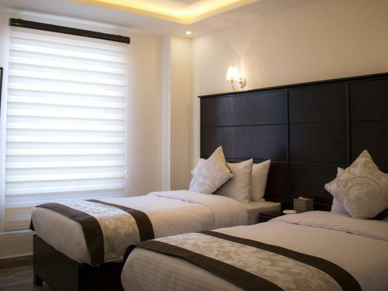London Bridge Hotel Амман Экстерьер фото
