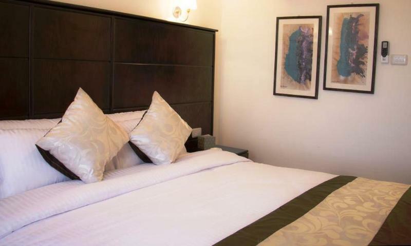 London Bridge Hotel Амман Экстерьер фото